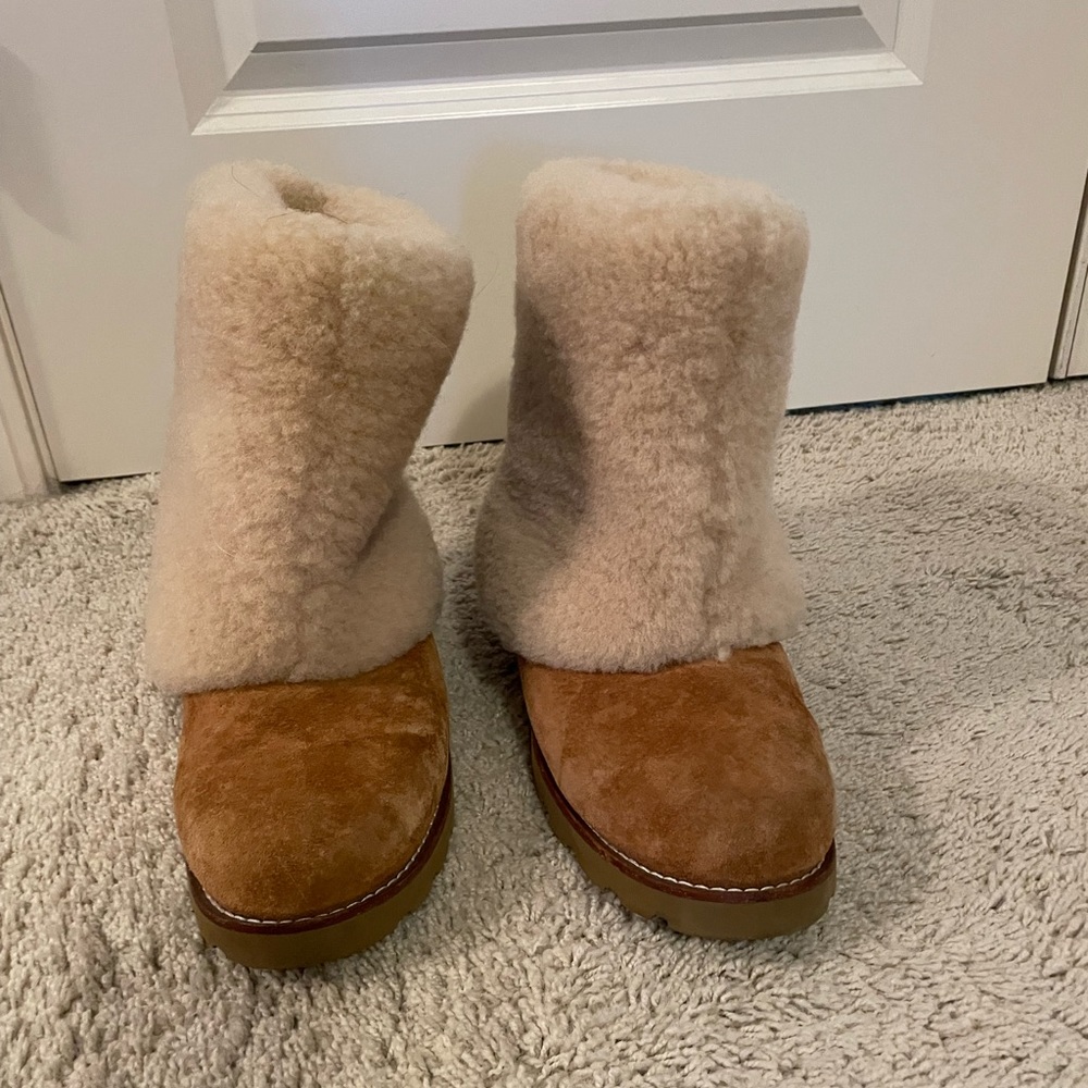 Uggs size 9